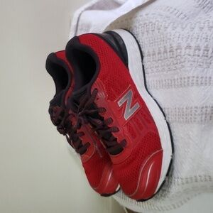 New Balance 680 techride red running sneakers, women's size 6